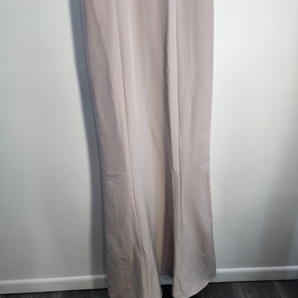 Show me your Mumu Size Medium NWT Elegant Beige Sleeveless Dress - Picture 3 of 10